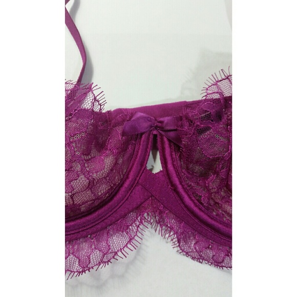 New VS Bra Size 32D Purple Unlined $22 - Picture 4 of 6